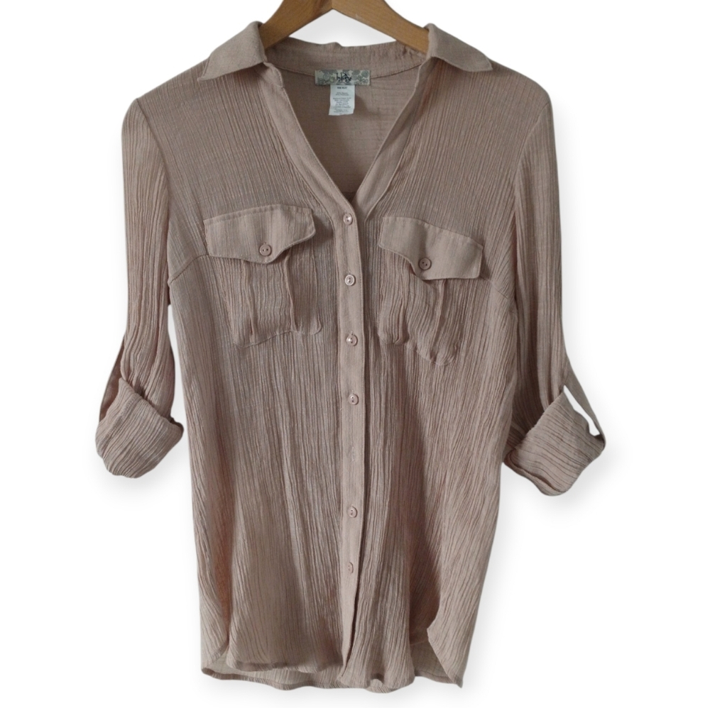 NWOT- IVY RIDGE WOMEN'S SHEER BUTTON-DOWN BLOUSE ROLL TAP LONG SLEEVE. SIZE M